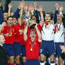 La Spagna festeggia il trionfo del 2005